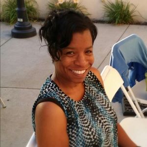 Meet your Posher, Leslie